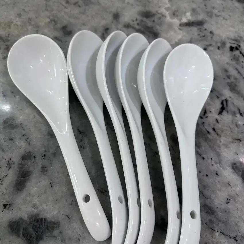 Preloved Laddle Louche Ceramic Putih