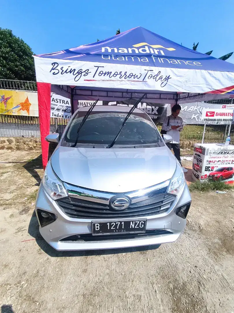 Type Sigra R (2024)