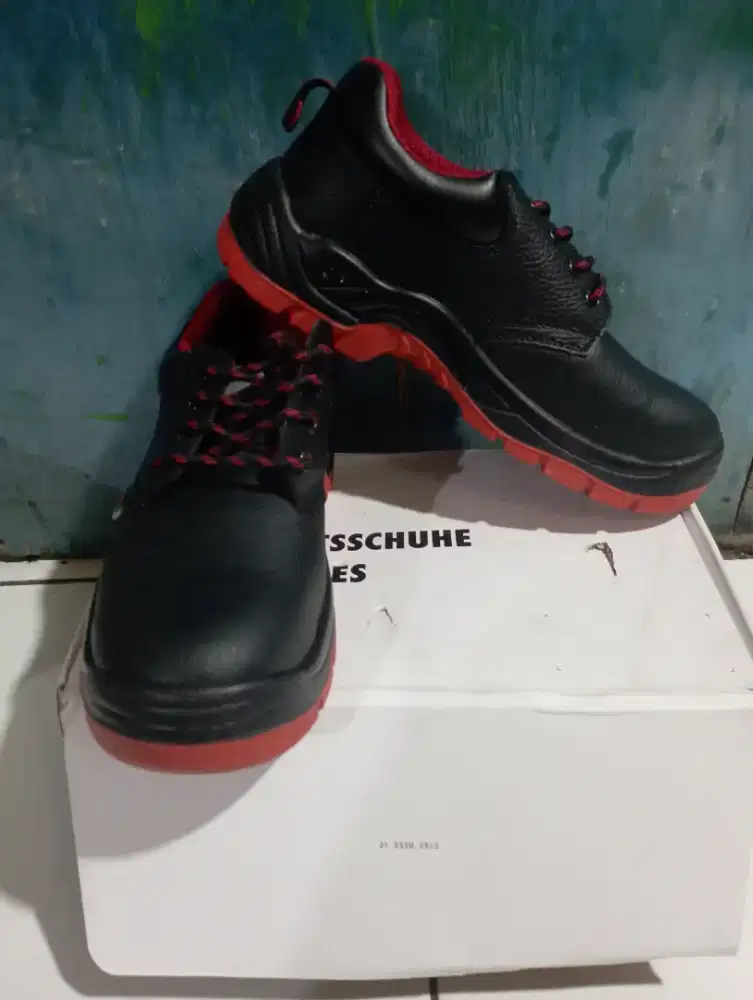 Sepatu Safety wurth