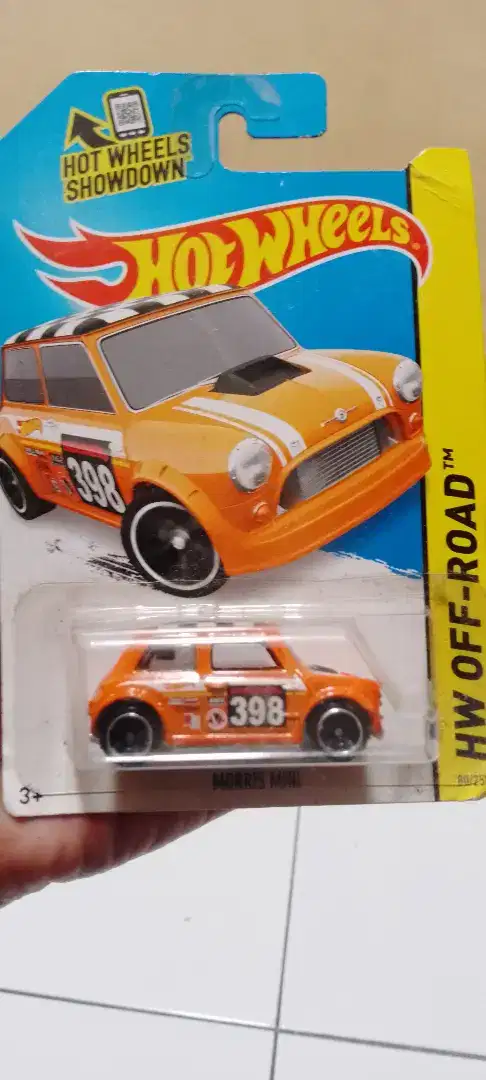 HOT WHEELS MORRIS MINI (RARE) LIMITED EDITION.