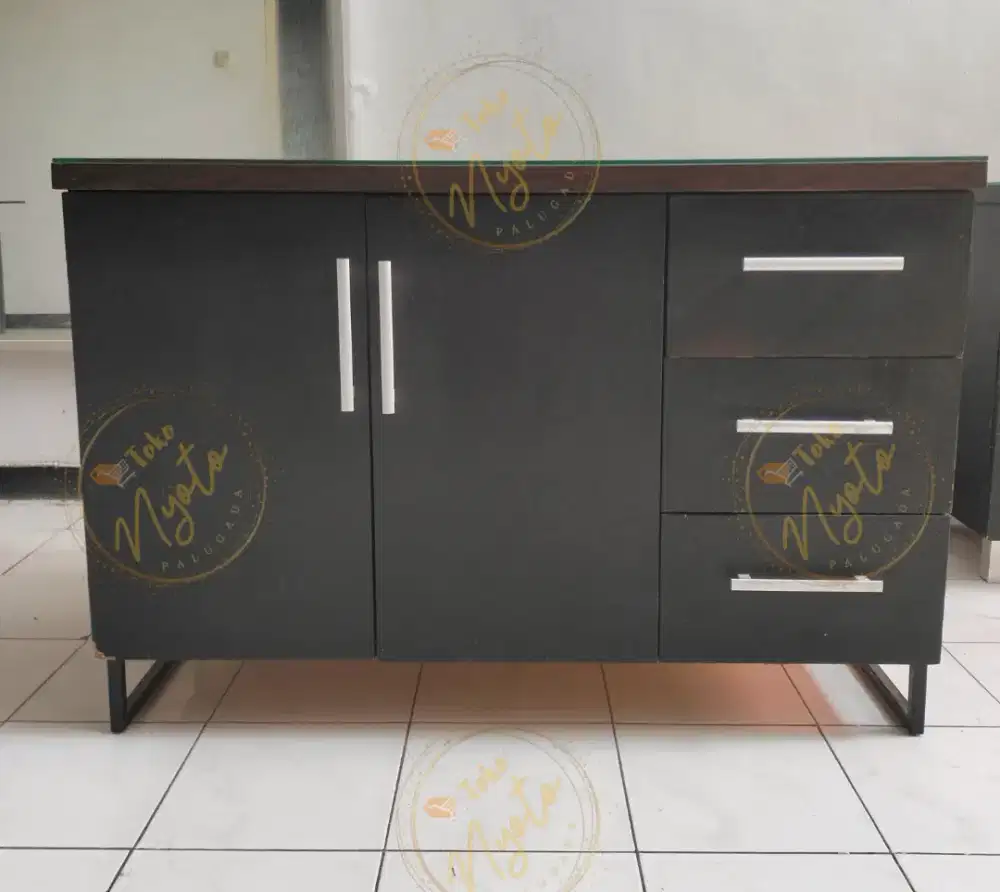 Meja TV pendek serbaguna second