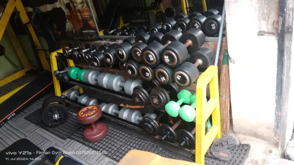 Jual alat gym komplit siap usaha, borongan saja saya pingin upgrade