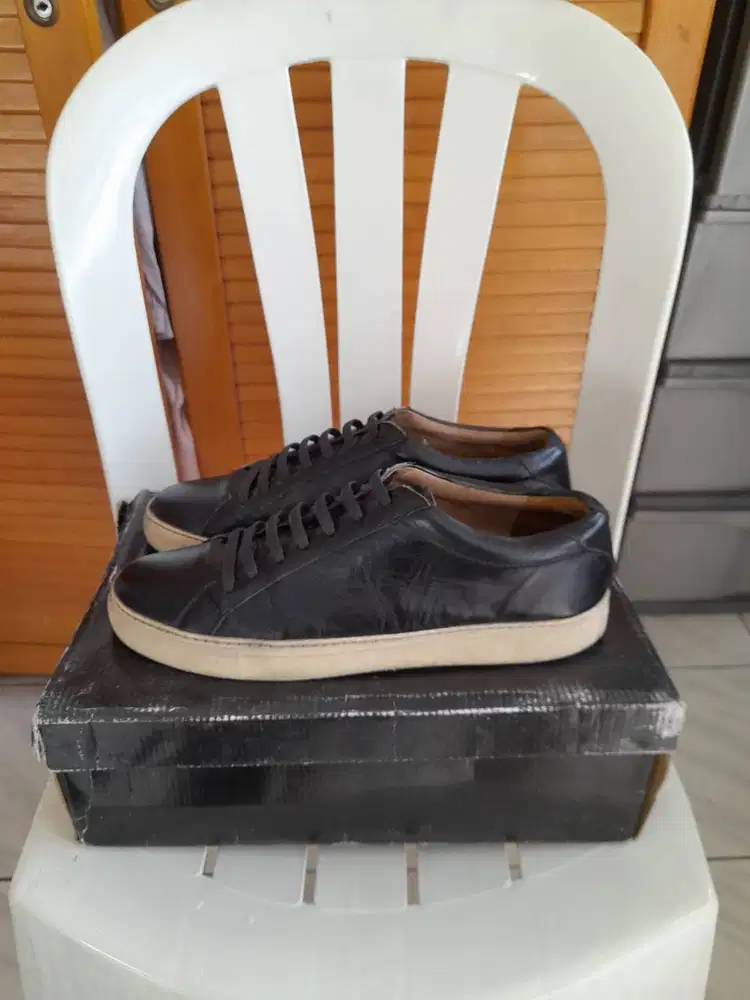 Ftale Parish II Black Nappa