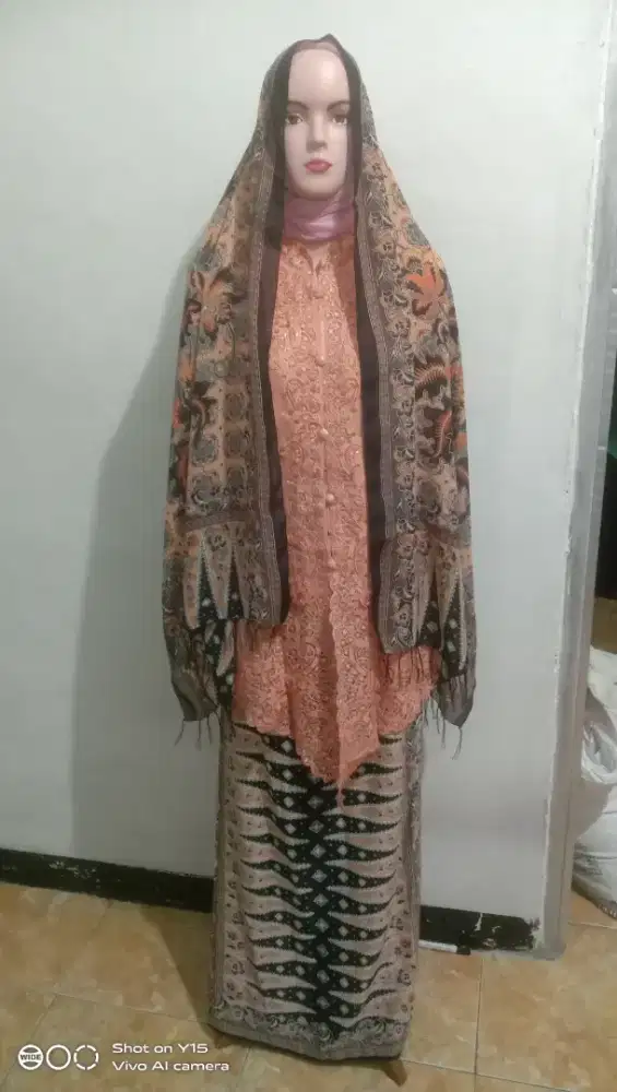 Kebaya orange modern wanita cantik size M