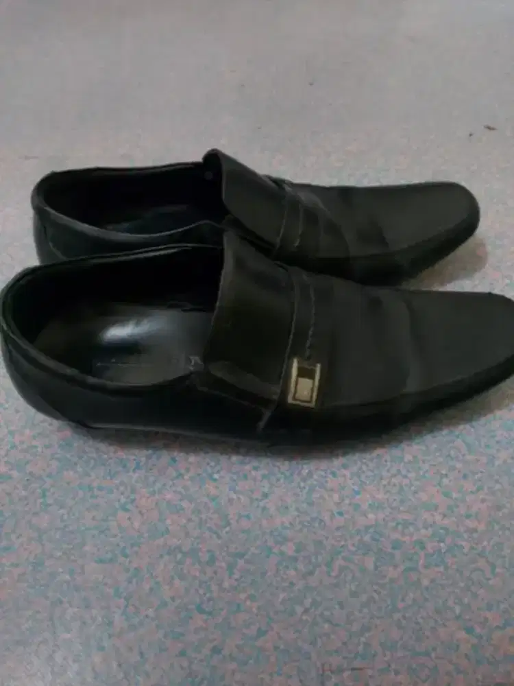 Sepatu formal/pantofel cardinal size 40 hitam