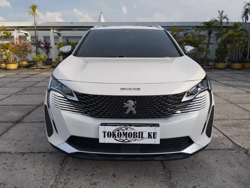 Peugeot 5008 Allure Plus th 2021.Km low 14 Rb.pjk panjang