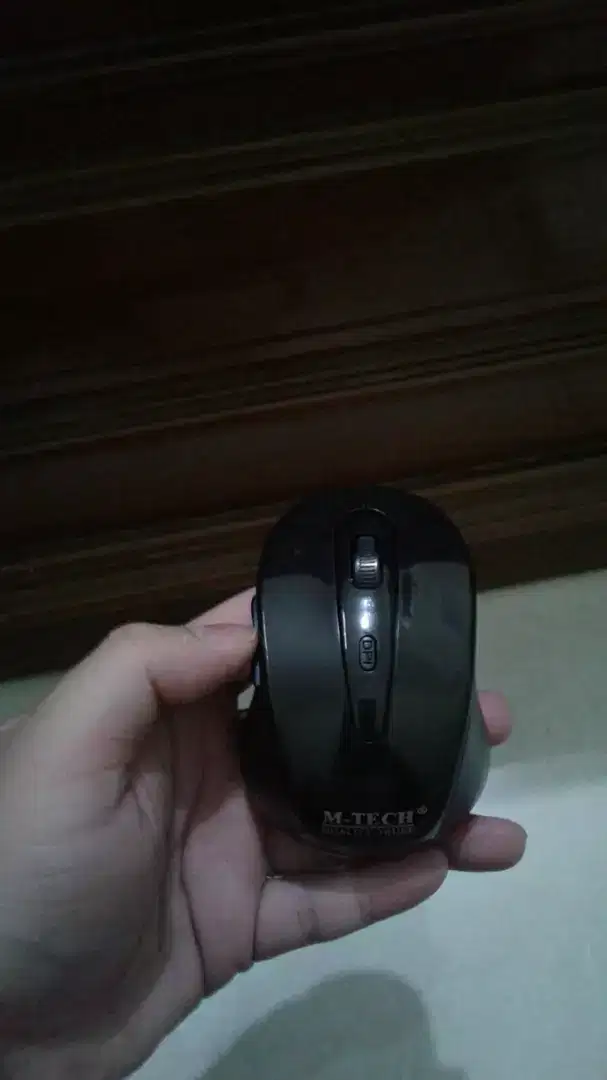 M-Tech Mouse Hitam