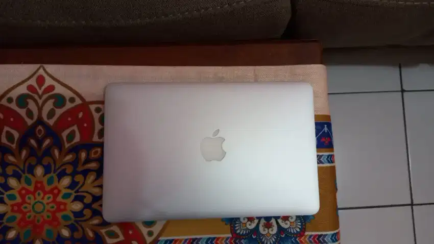 Laptop macbook air 11 2014