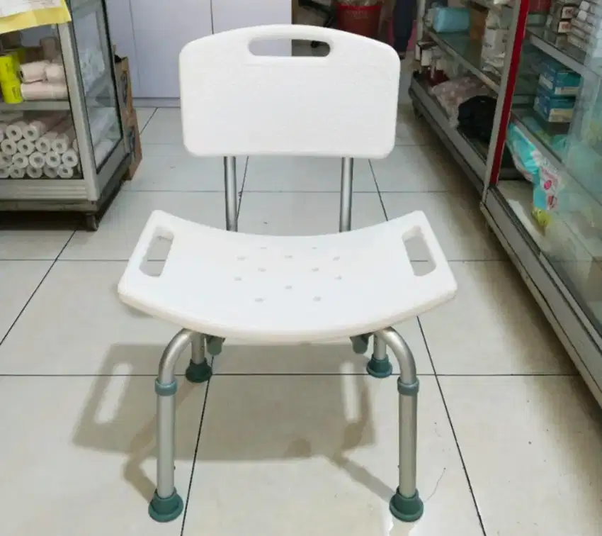 Kursi mandi Pasien/Bath bench