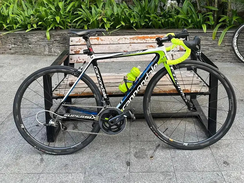 Sepeda Balap Roadbike Cannondale Supersix Fullbike