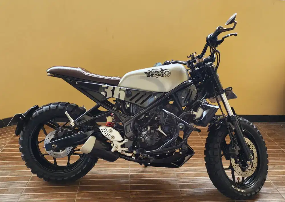 Moge Yamaha MT25 Custom Scrambler