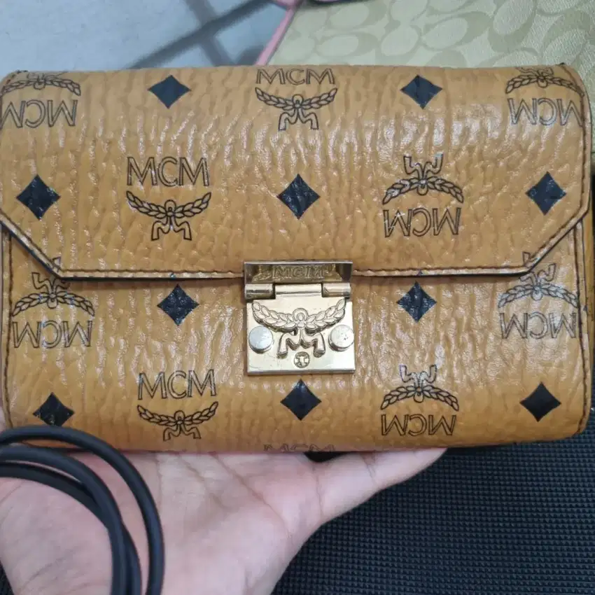 Sling bag WOC MCM