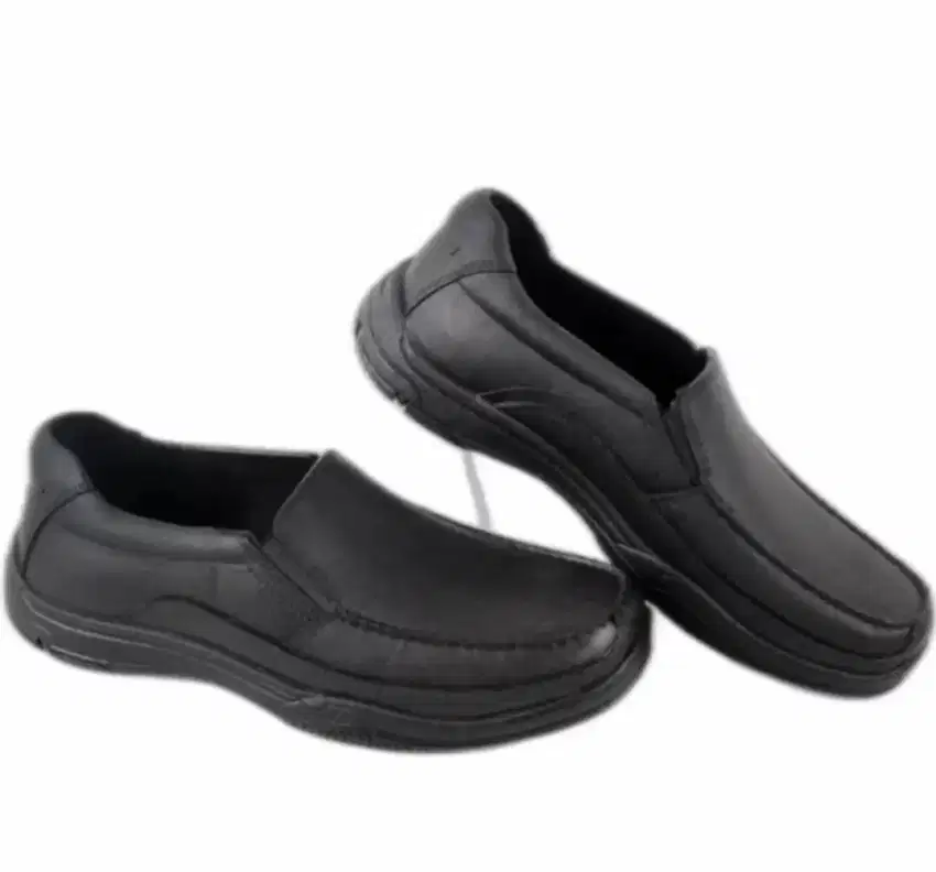 Sepatu Pantofel Karet Pria ATT AB 565, Ori, Hitam,  Size 40 dan 41