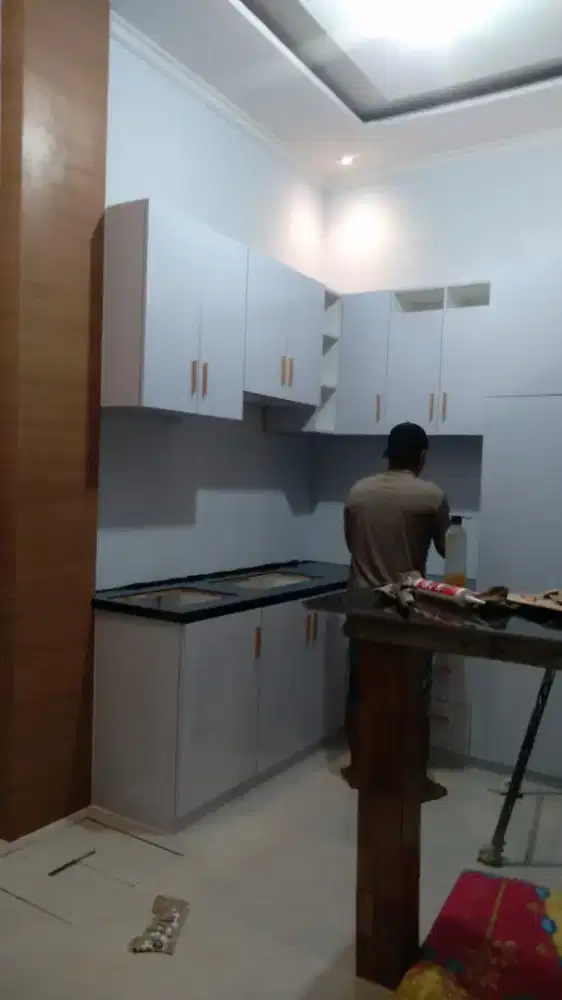 Kitchen set hpl minimalis dengn desein intrior harga hitungn  m 1.5