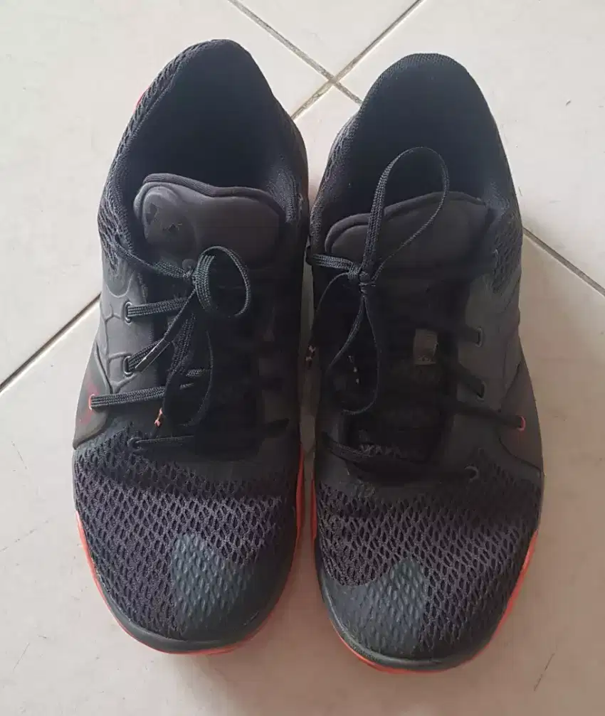 Sepatu Under Armour Spawn 2 size 43