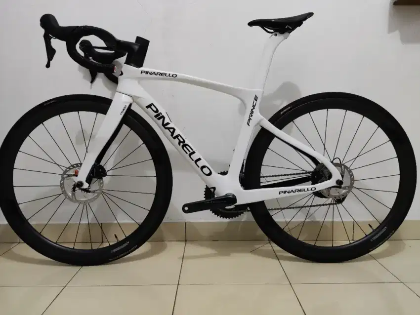 pinarello prince disc 2021 - white