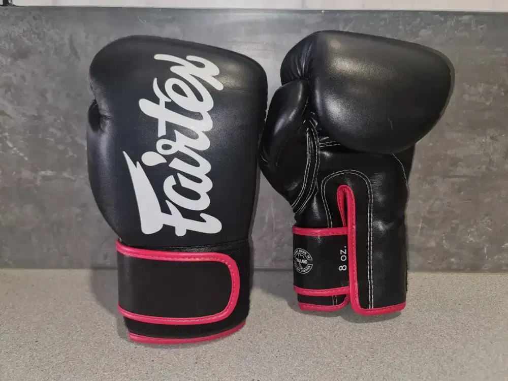 FAIRTREX ORIGINAL GLOVE - 90% MULUS SEPERTI BARU