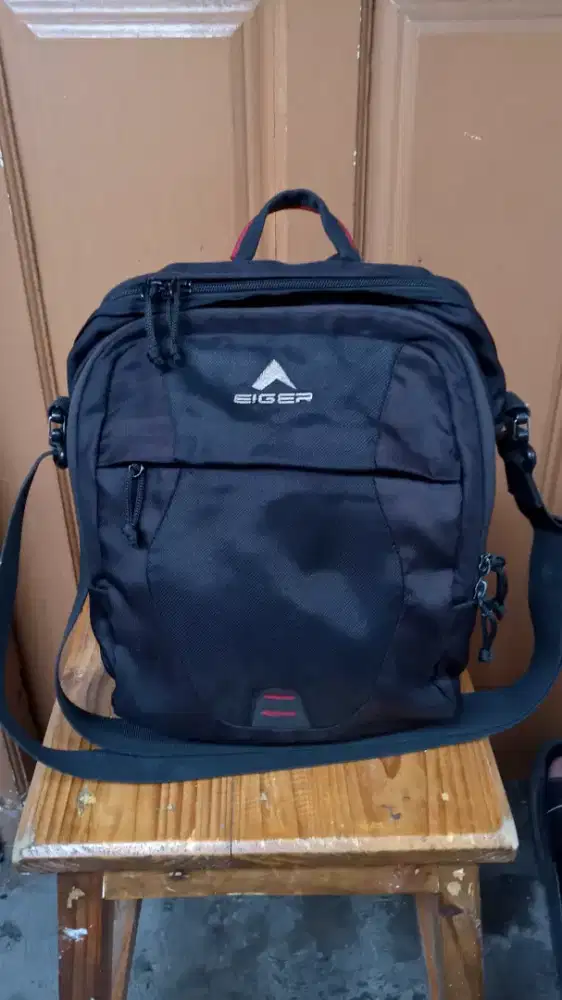 Tas eiger slingbag original waistbag tas hitam slempang outdoor
