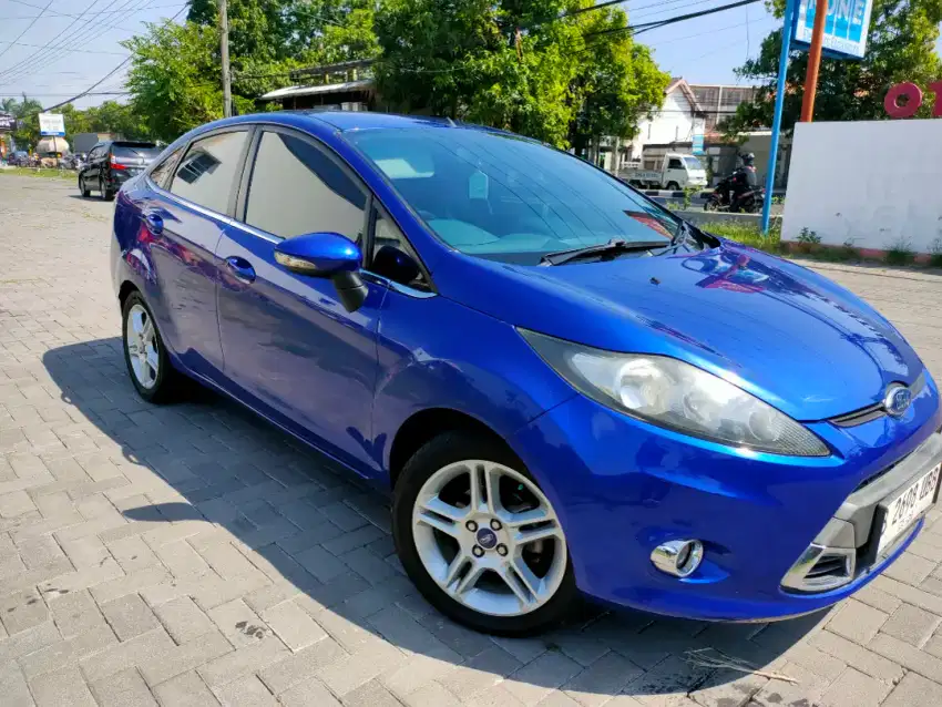 DP 15jtan / Fiesta S sedan matic 2012