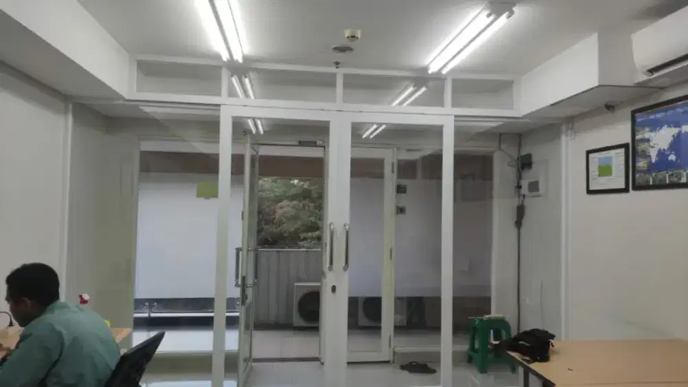 Specialis alumunium kaca 1hr jadi