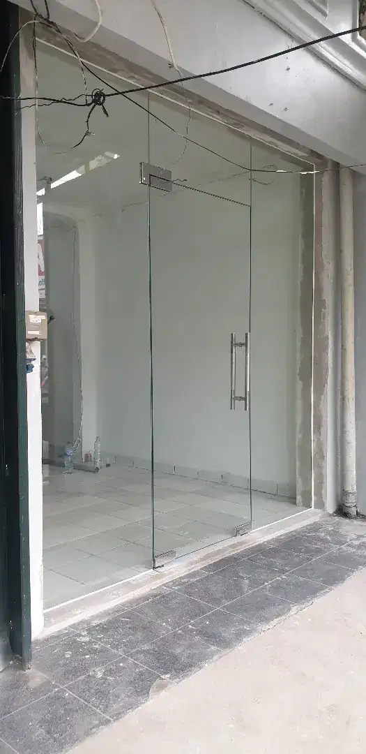 Spesialis almunium kaca 1hr jadi