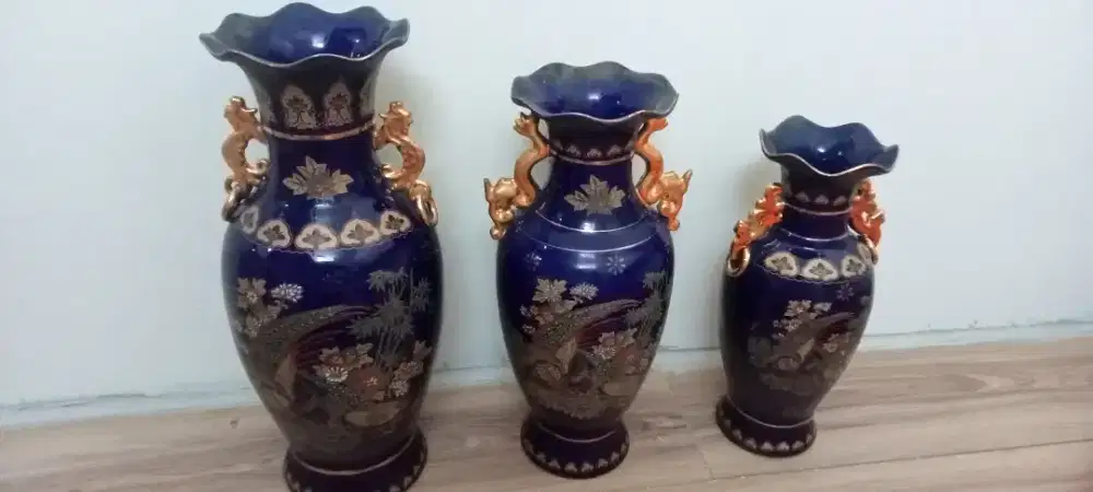 Guci Keramik Vintage