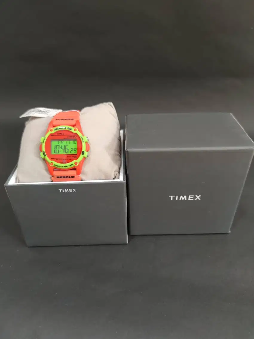 TIMEX TW2U31300 ATLANTIS 100 RESCUE JDM Super Rare Like New FULLSET