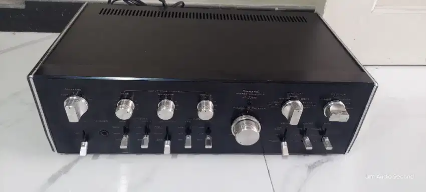 Amplifier sansui  au7700 izumi  japan