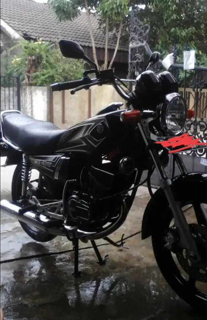 RX King New Hitam 2004