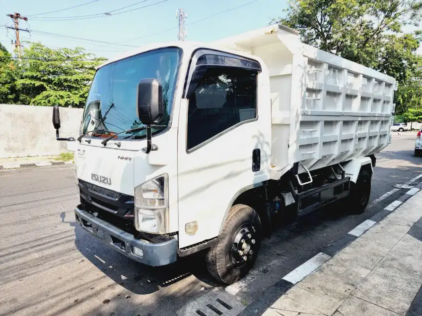 Dump Truk Elf 2023 NMR HD 6.5 Bagus Siap Kerja