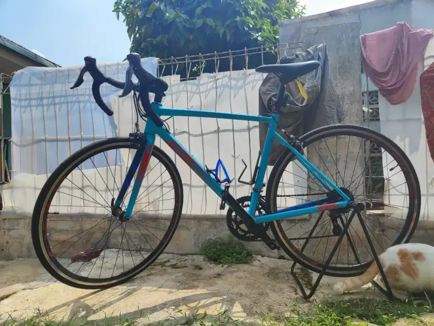 Sepeda roadbike Polygon Strattos S2 Size M