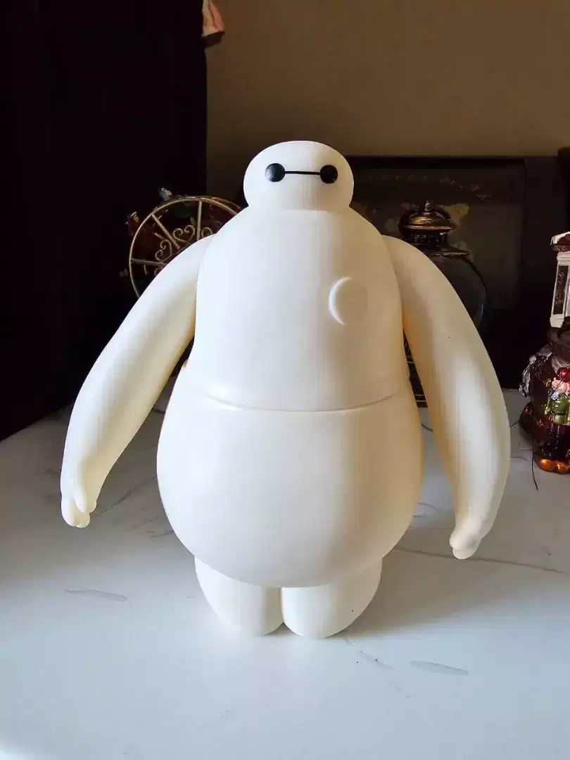 Figure patung anime baymax