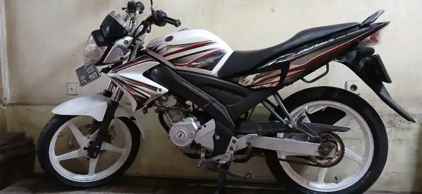 YAMAHA VIXION 2012