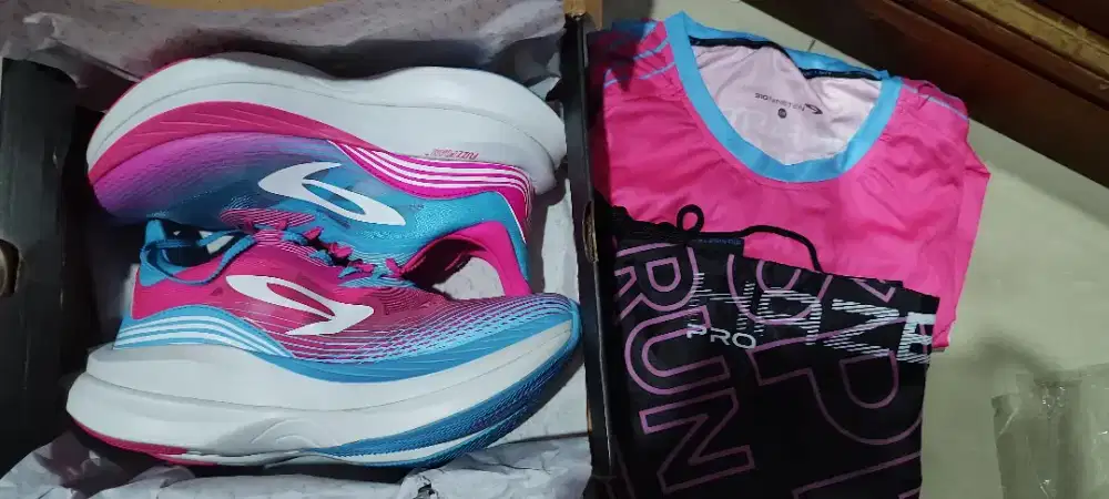 910 Haze Pro Running Shoes