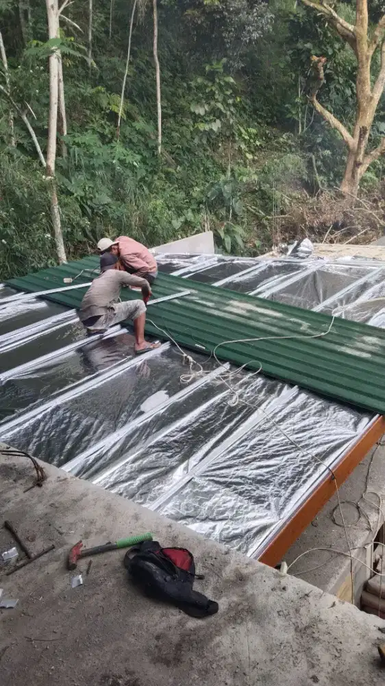 Baja ringan dan pemasangan