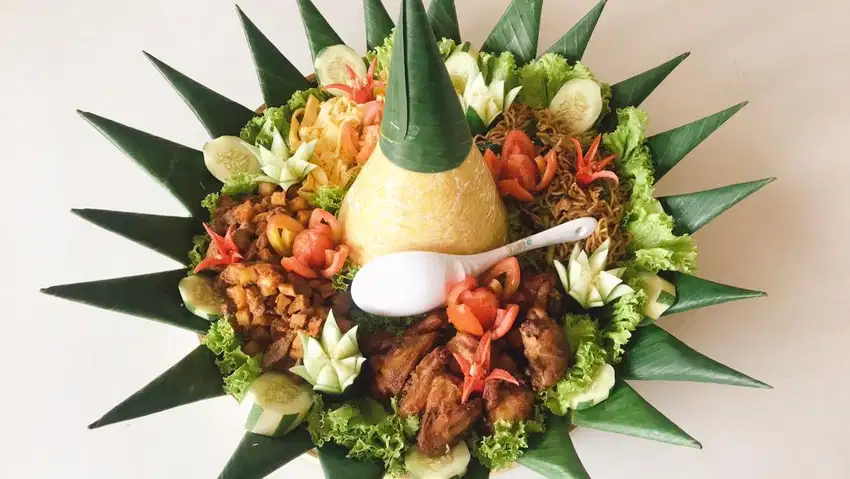 Nasi Kuning Uduk Tumpeng Kotak untuk berbagai acara makan