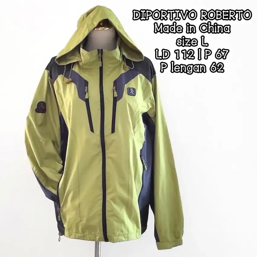 Jaket Outdoor Hiking Gunung DIPORTIVO ROBERTO waterproof sz L,preloved