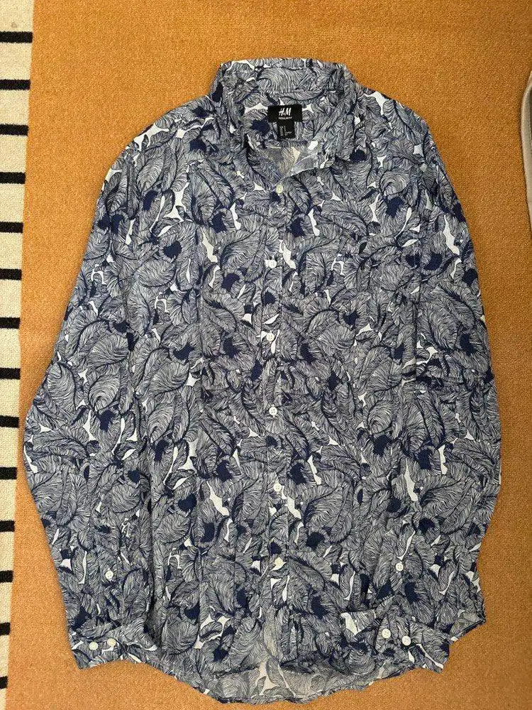 hnm h&m kemeja motif floral batik