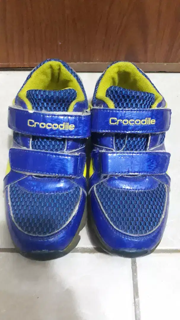 Sepatu crocodile size 31