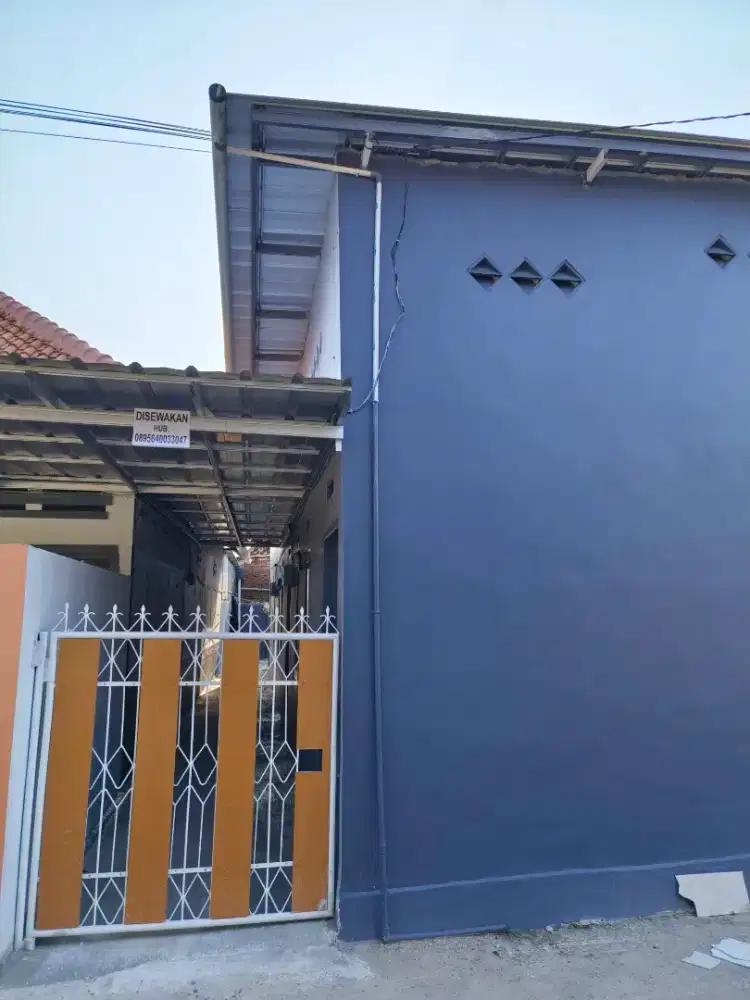 Rumah kontrakan bedeng sewaan