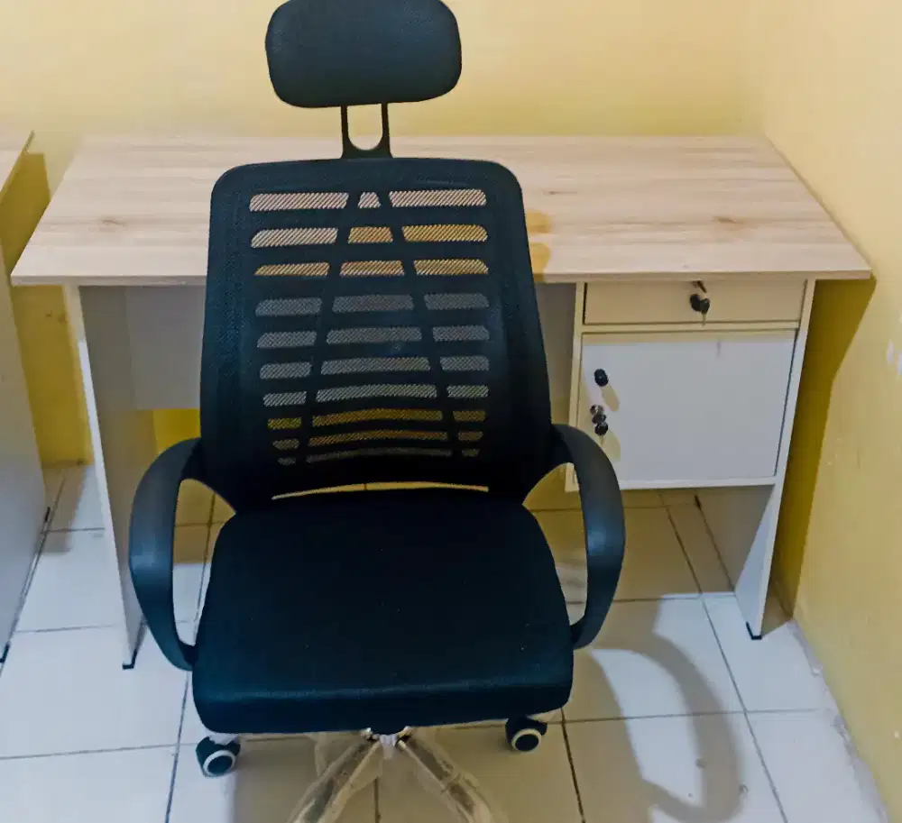 MEJA KERJA / KANTOR + KURSI KERJA / KANTOR BARU FREE ONGKIR PASANG