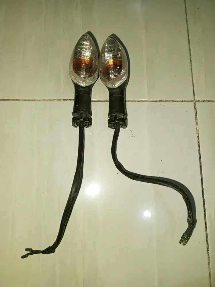 lampu riting Yamaha WR155 orisinil