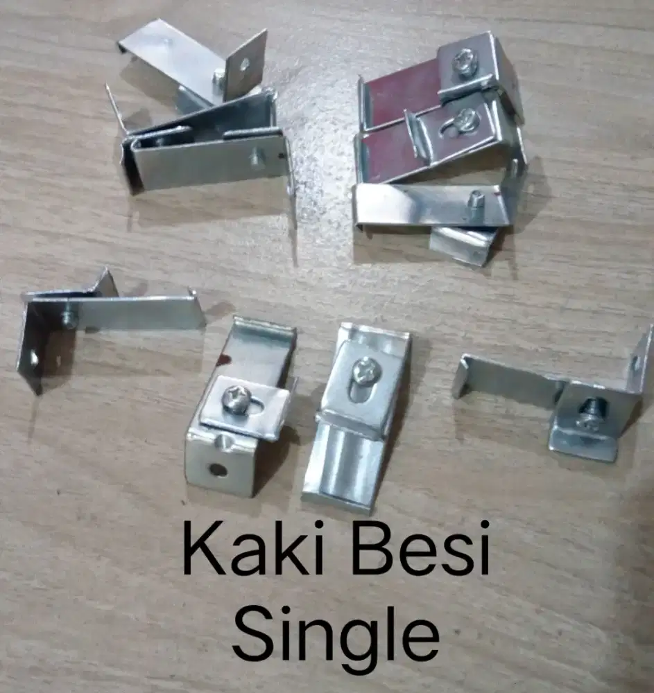 Bracket Besi Single