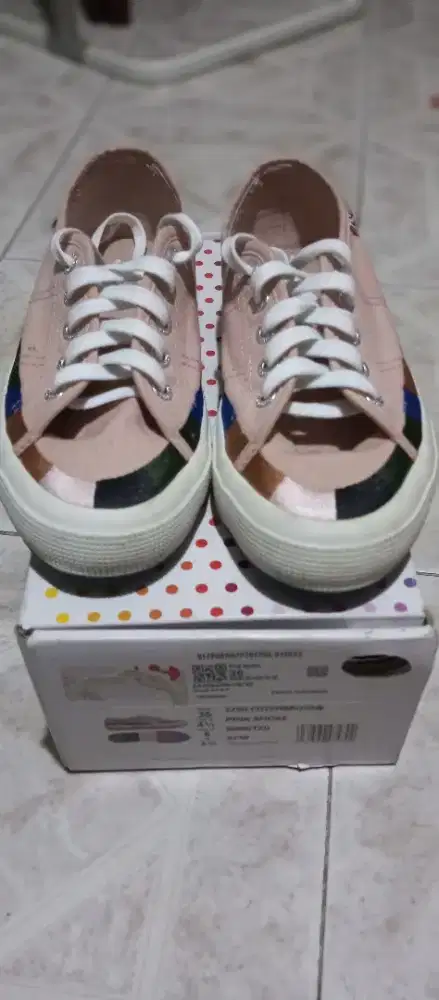 Sepatu Kets merk SUPERGA size 36