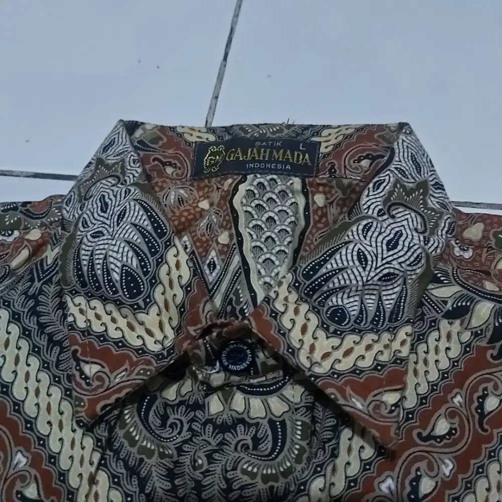 Terjual - Promo Batik Gajah Mada kondisi 95%