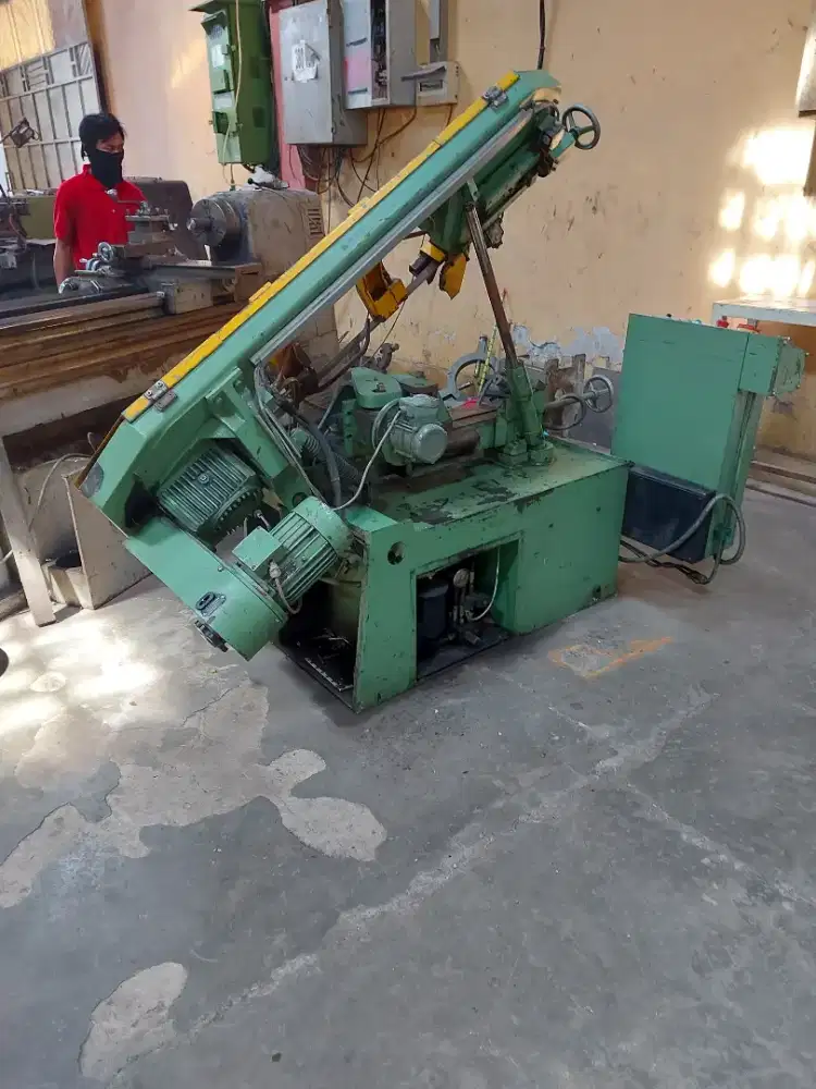 BAND SAW merk HESKA GERMANY