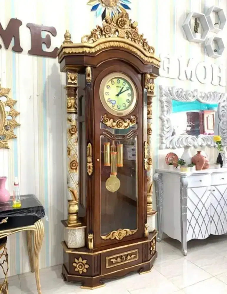 Lemari jam hias pajangan ready COD