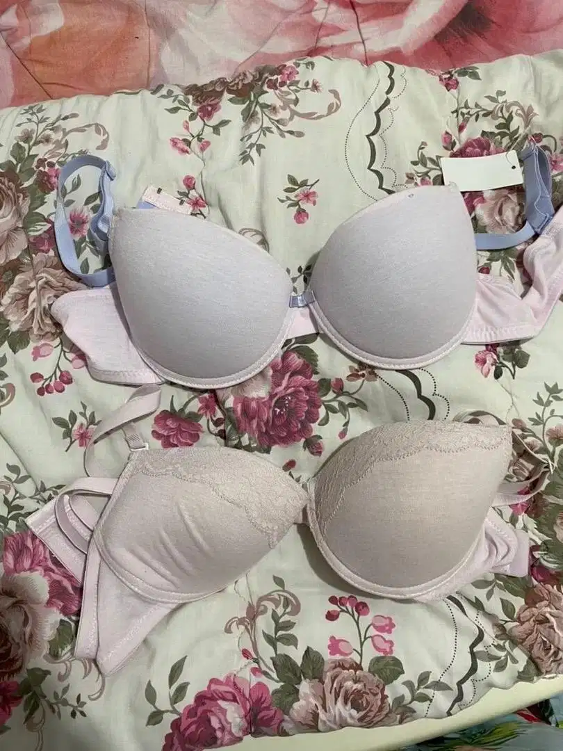 New Bra young curve 34B