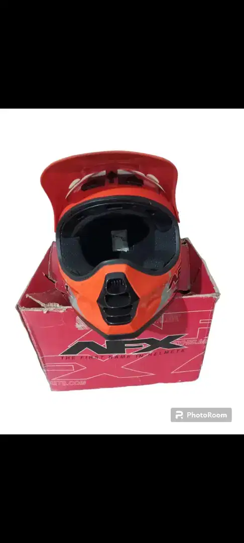 Helm AFX Helm Trail Helm USA Helm Simpson Helm Bell