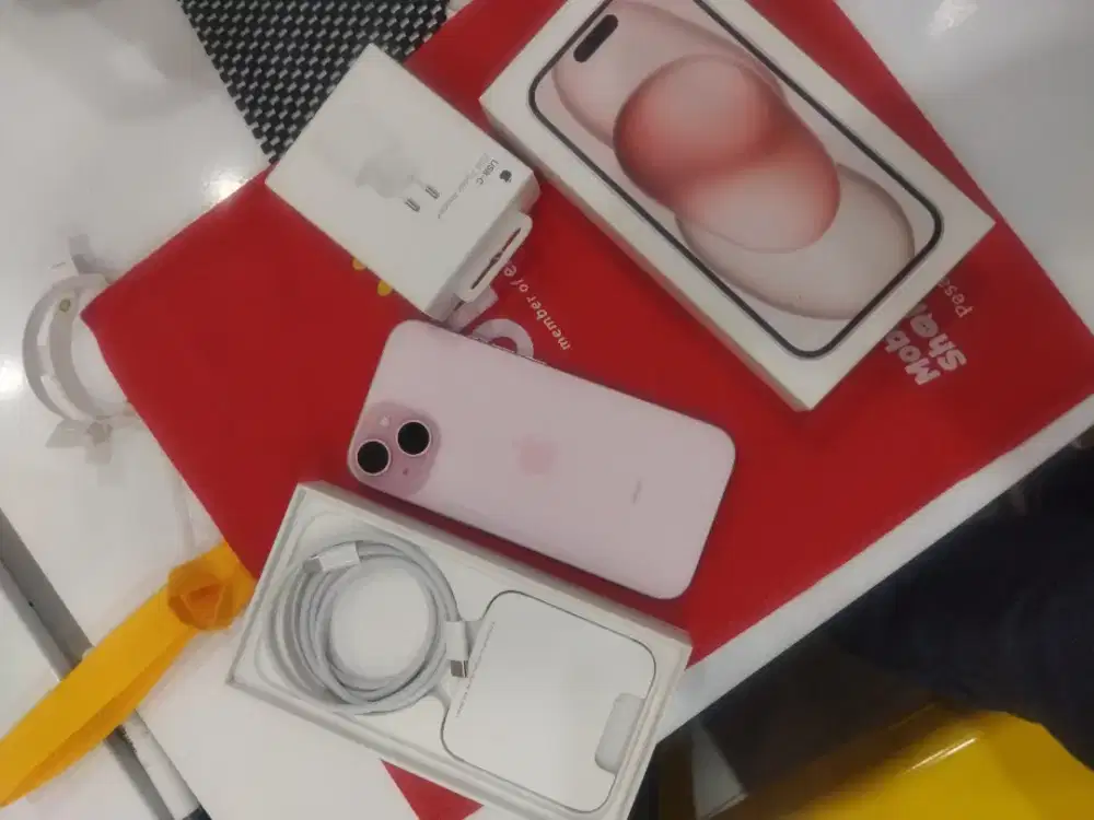 Iphone 15 128Gb pink